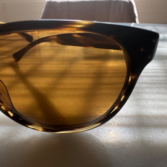 OLIVER PEOPLES/  Tortoise Shell Sunglasses/ Polarized main image 13